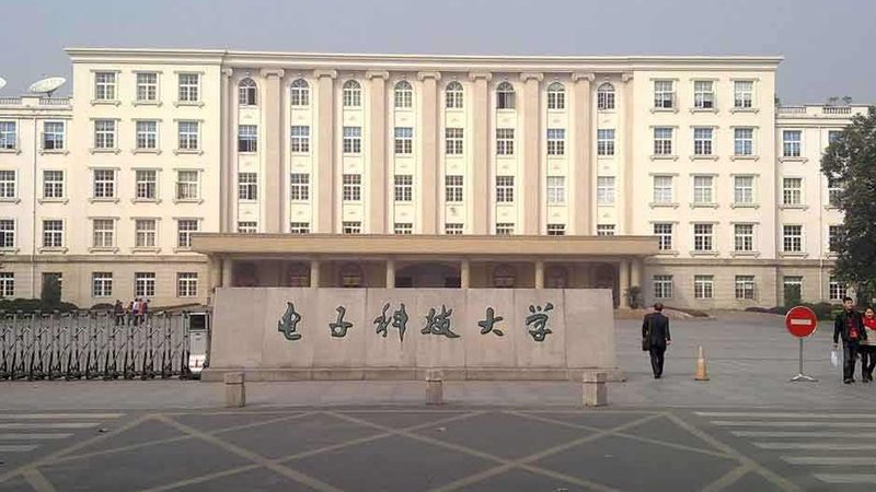 以下是几款在业界享有盛誉的进口电容品牌，供您参考：